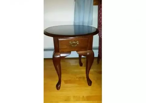 Queen Anne Side Table